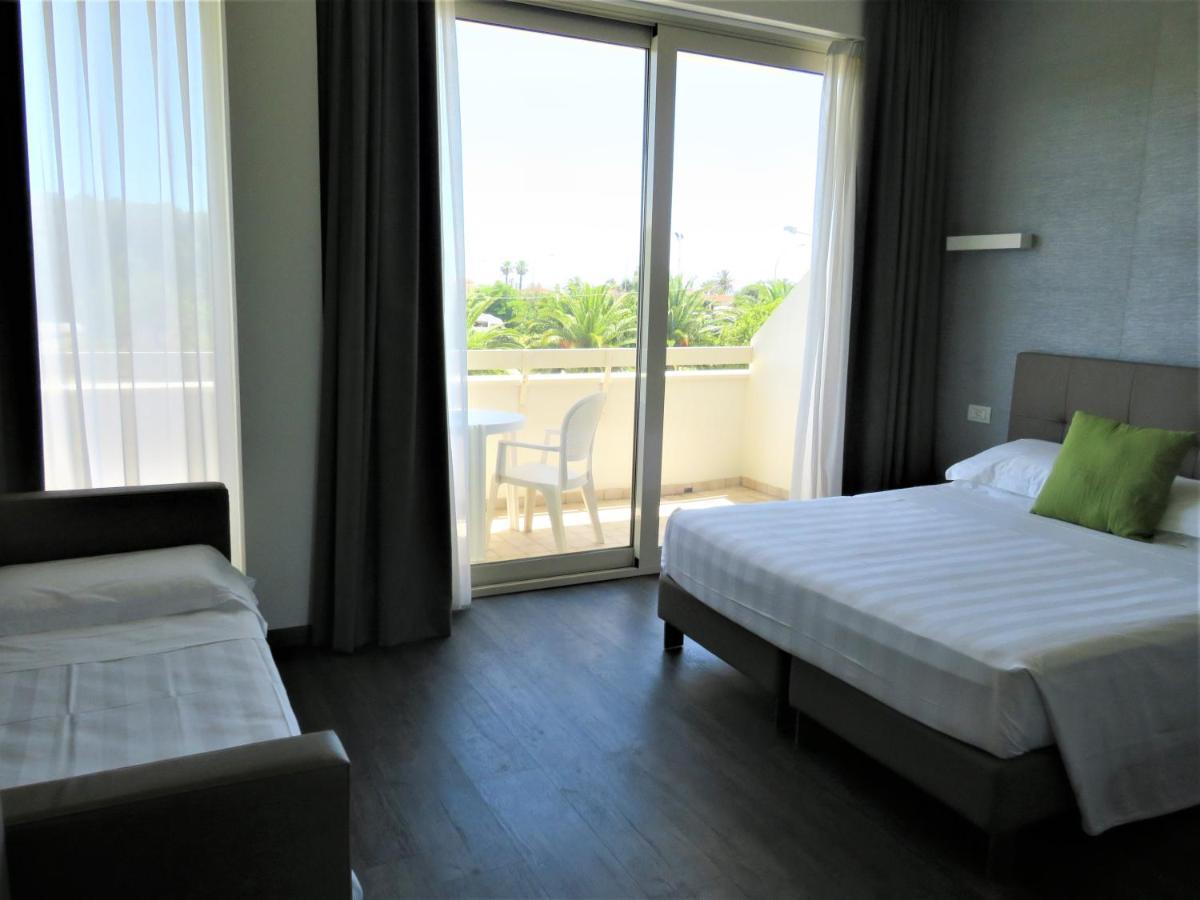 Hotel Joseph Marina di Pietrasanta Exterior photo