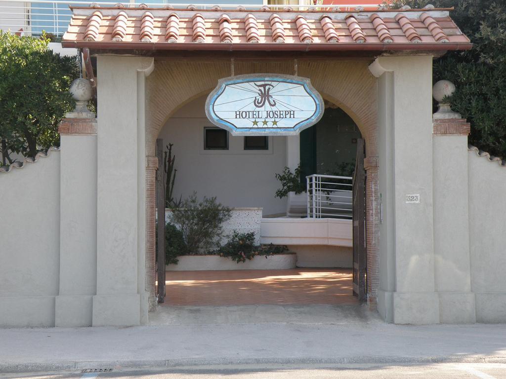 Hotel Joseph Marina di Pietrasanta Exterior photo