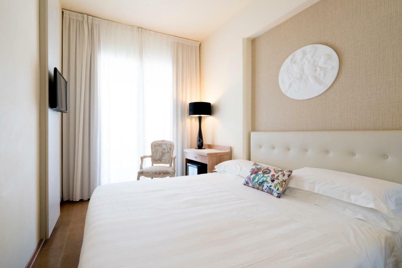 Hotel Joseph Marina di Pietrasanta Exterior photo