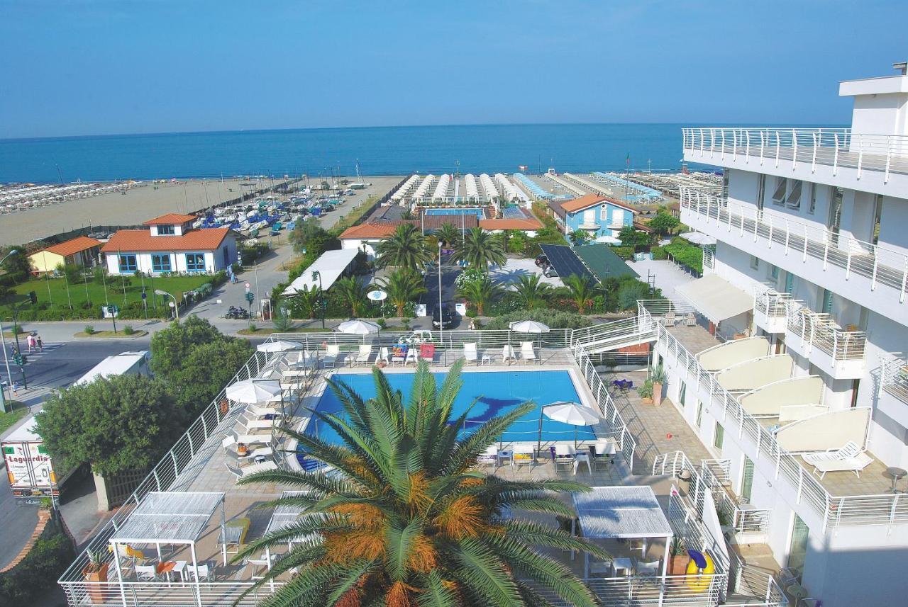 Hotel Joseph Marina di Pietrasanta Exterior photo